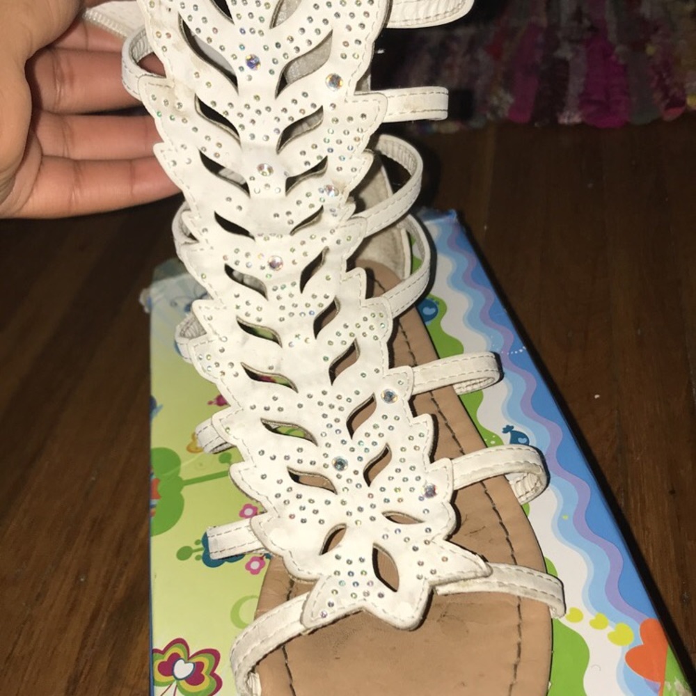 White gladiator sandals in very nice condition